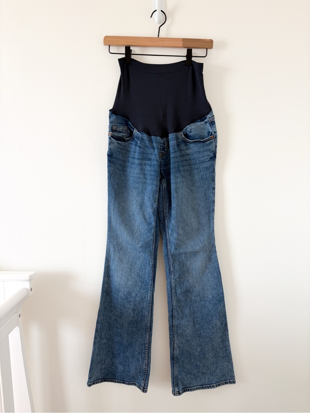Old Navy Blue Wide-Leg Maternity Jeans with Full Belly Panel